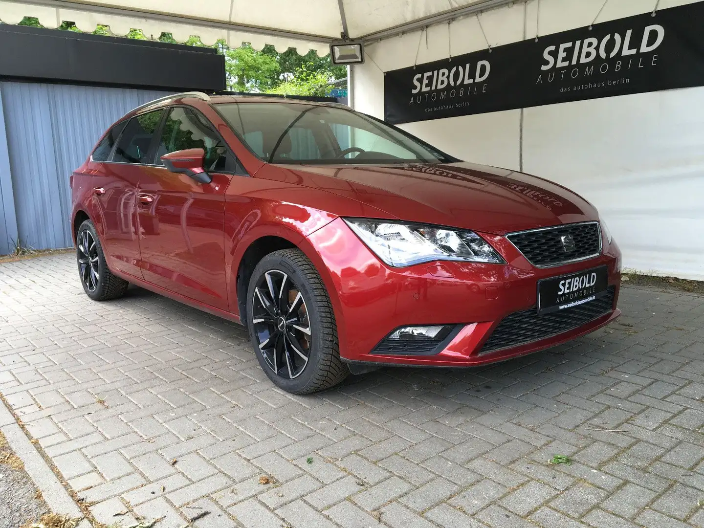 SEAT Leon 1.2 ST Style Autom/Klimatr/Sitzh/Temp/PDC Rot - 2