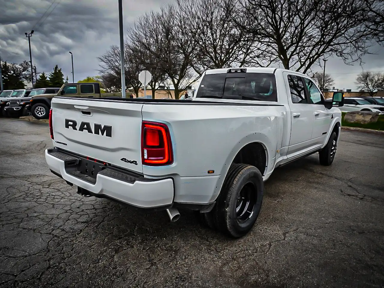 RAM 3500 снимка RAM 3500
