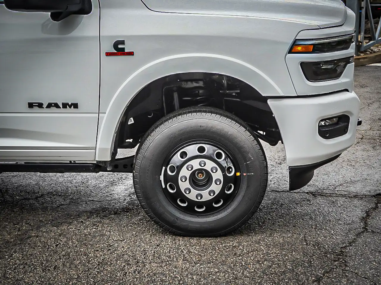 RAM 3500 снимка RAM 3500
