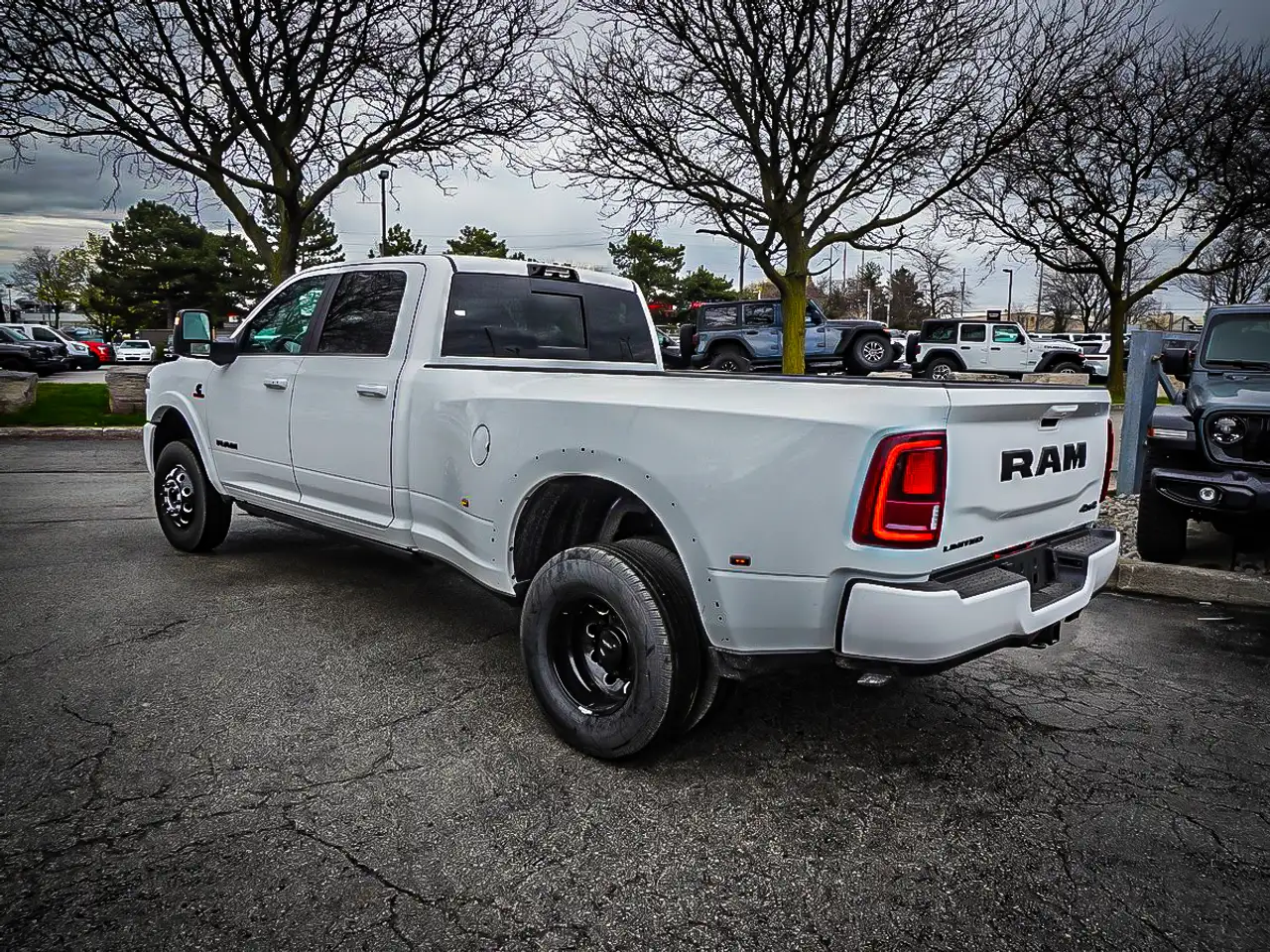 RAM 3500 снимка RAM 3500