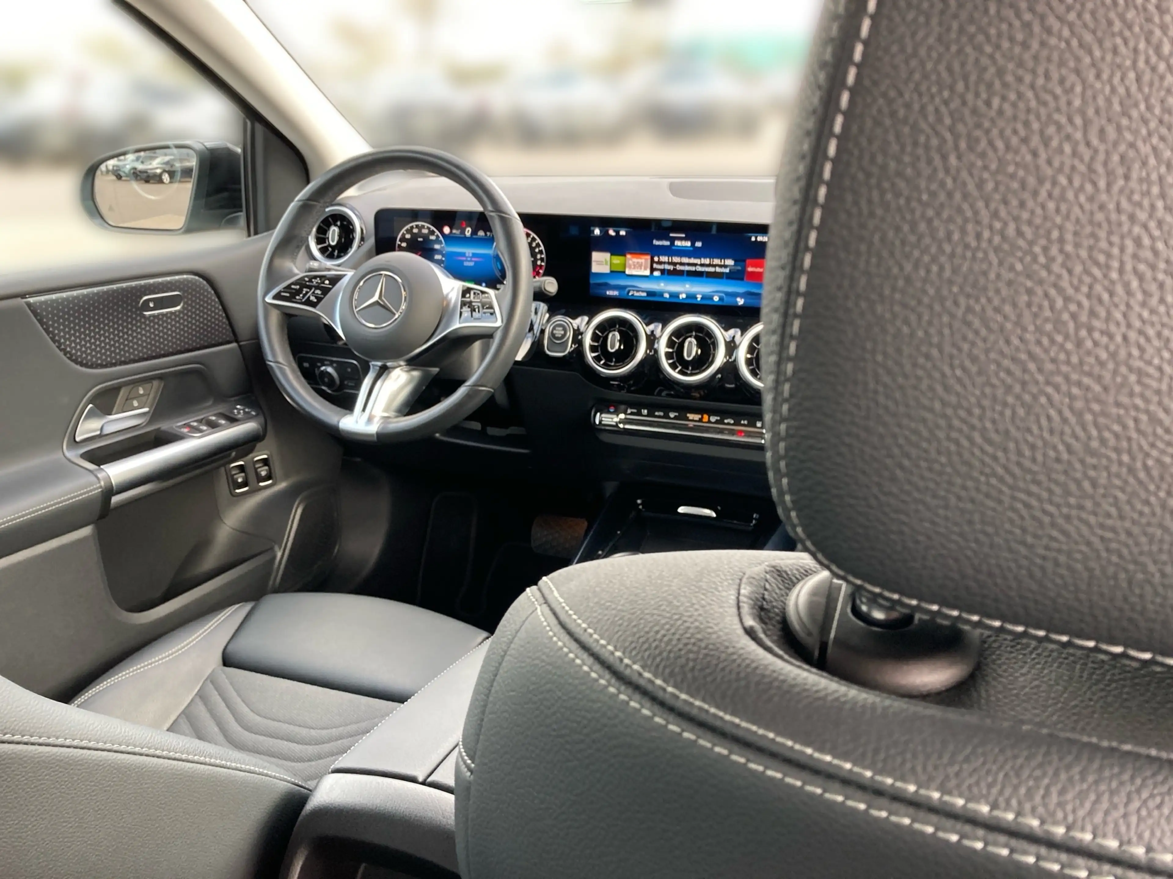 Mercedes-Benz B 250 e Progressive Adv+AHK+Navi+LED+Distr.+Kam — photo 10