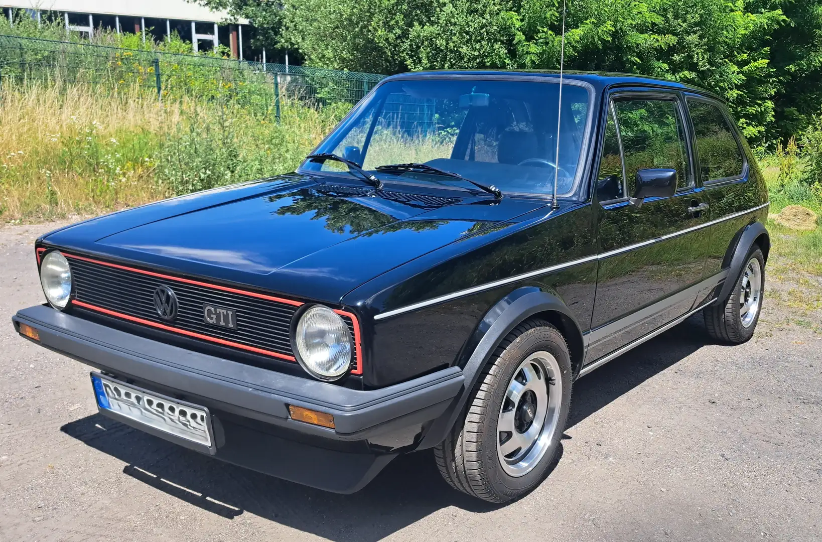 Volkswagen Golf GTI Zwart - 1