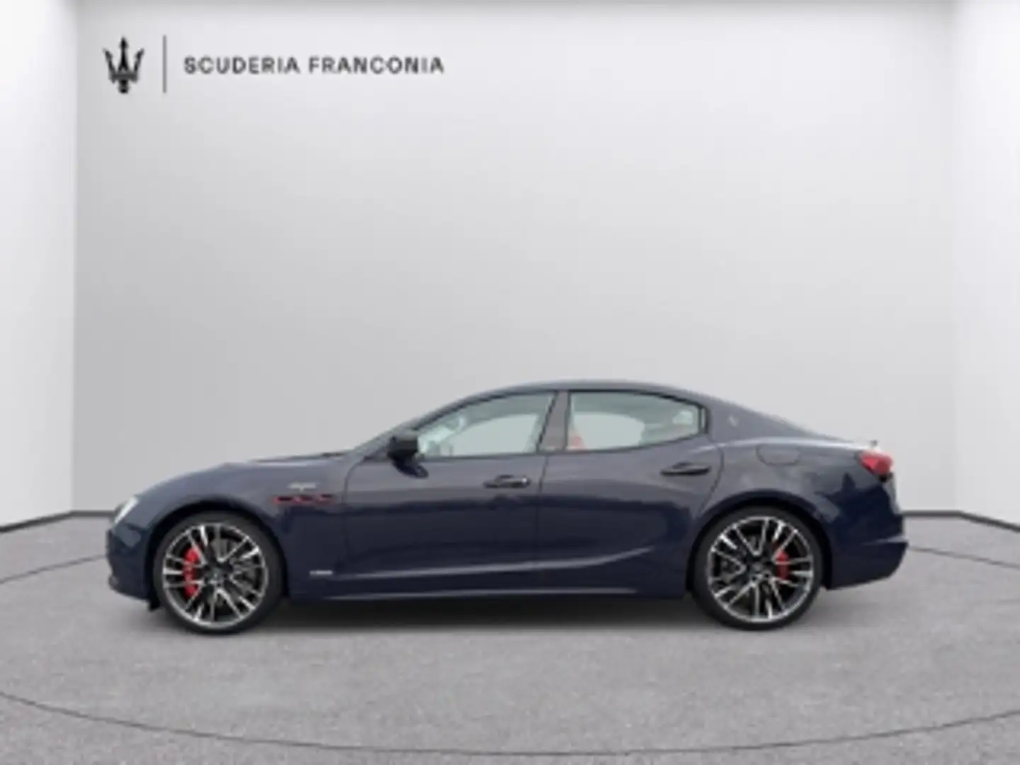 Maserati Ghibli Trofeo Schwarz - 2