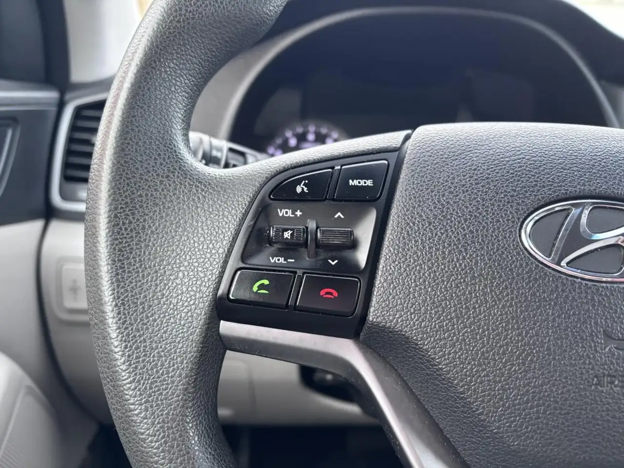 Hyundai TUCSON снимка Hyundai TUCSON
