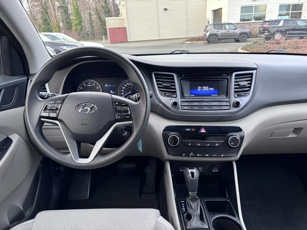 Hyundai TUCSON снимка Hyundai TUCSON
