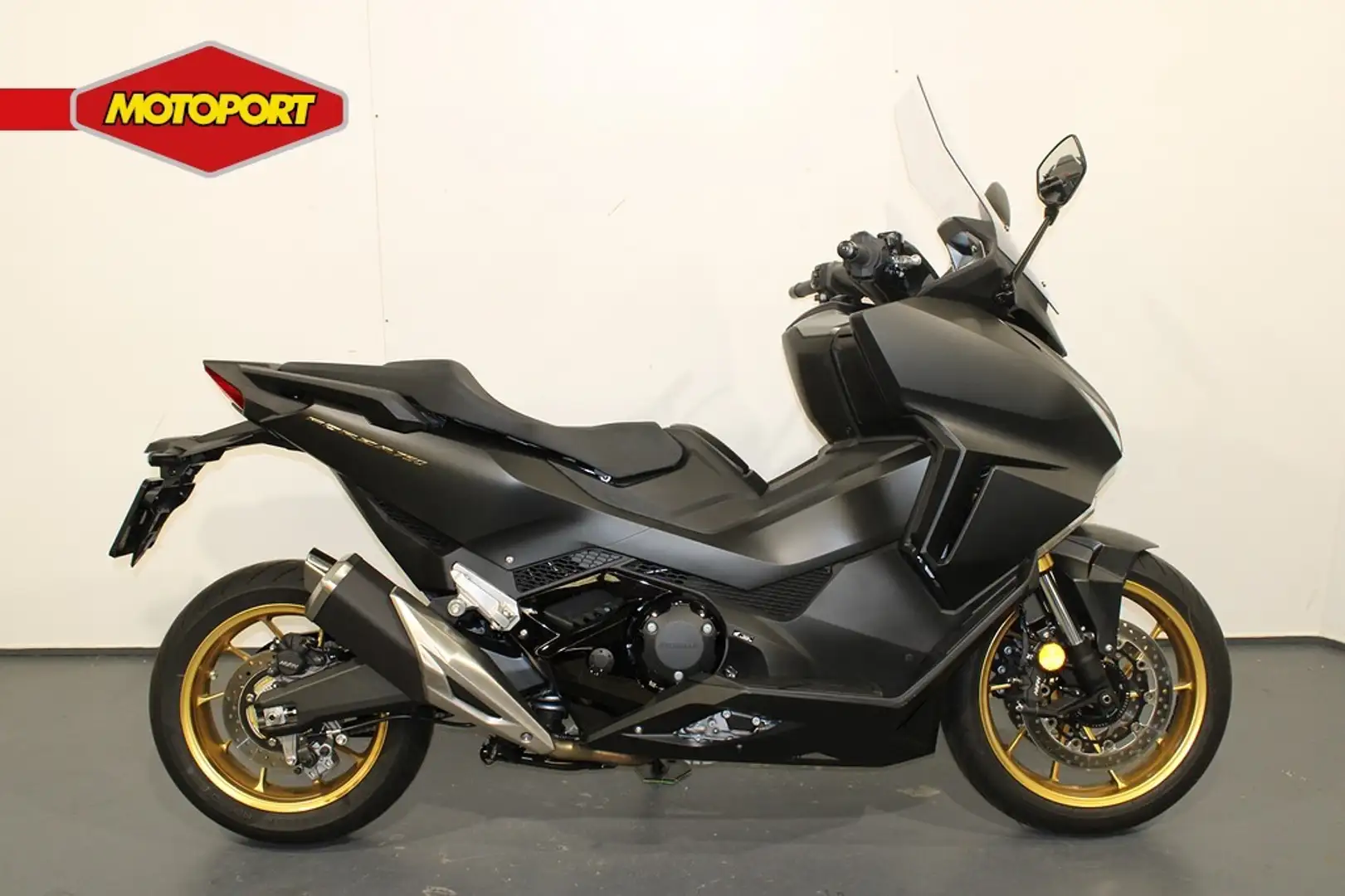 Honda Forza 750 NSS Zwart - 1