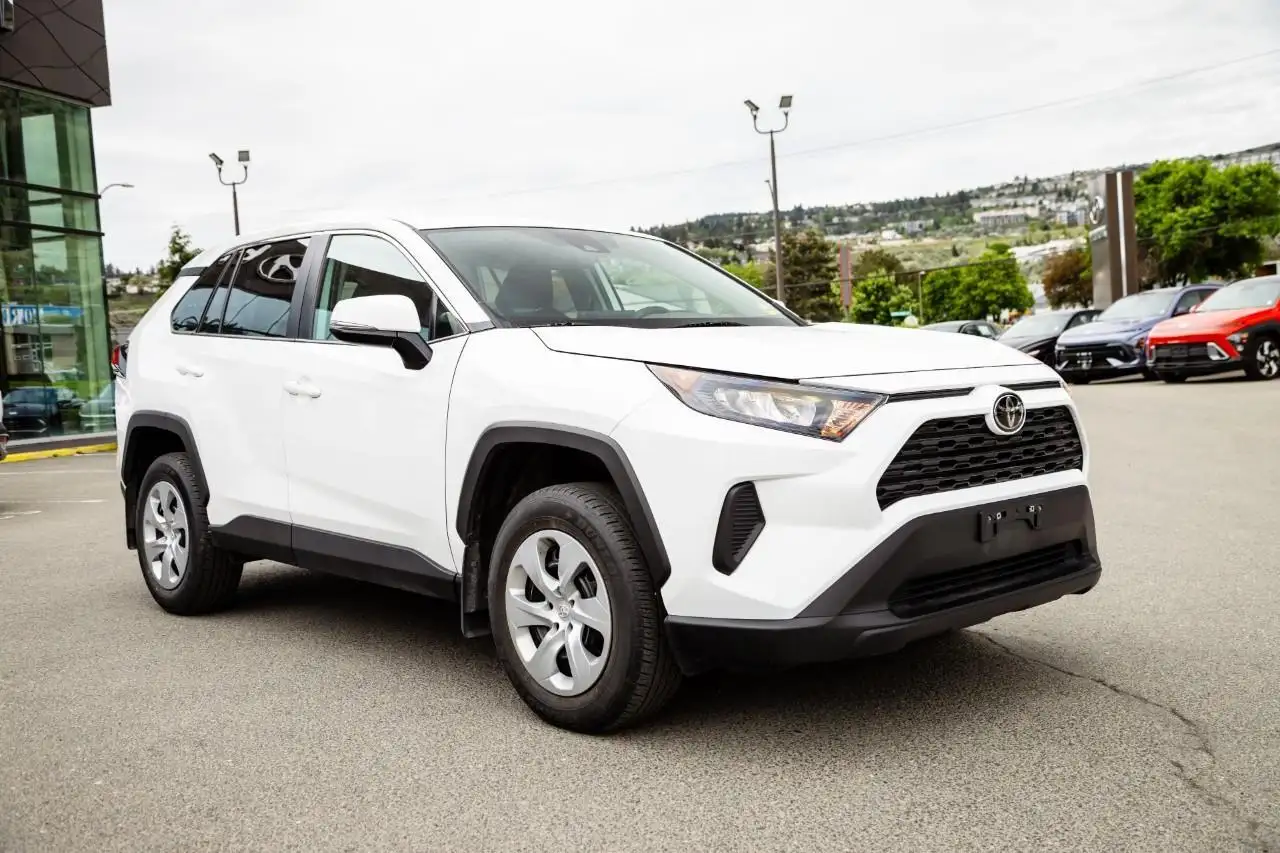 Toyota RAV 4 снимка Toyota RAV 4