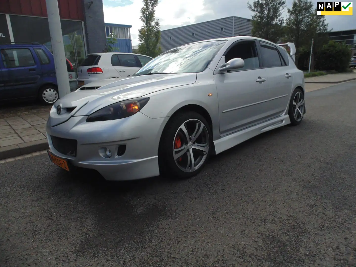 Mazda 3 2.0 CiTD Executive MET NAVI LEDER SPORT 2011 Gris - 1