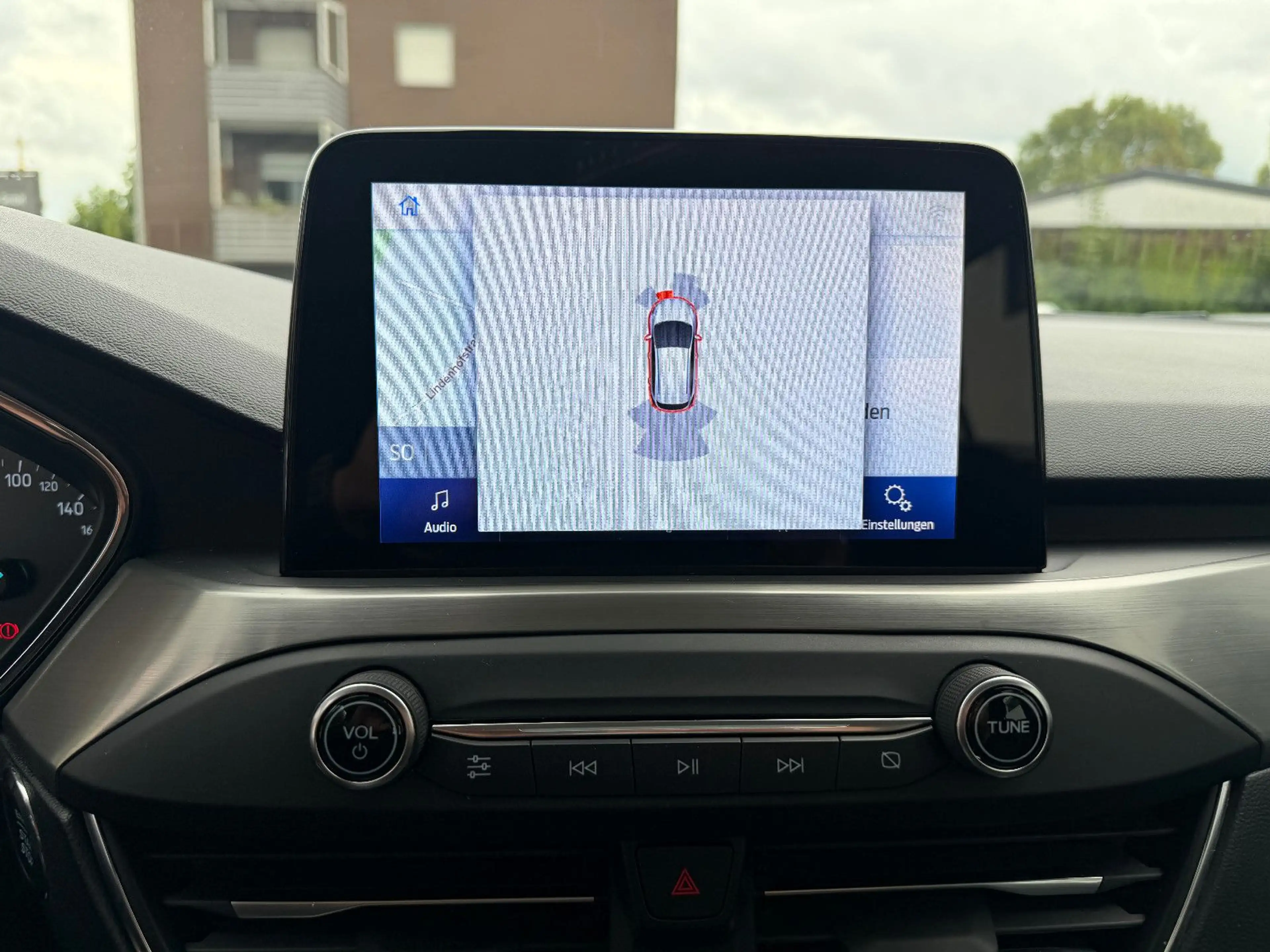 Ford Focus 1.5 TDCi Titanium Navi Tempomat SH PDC AHK — photo 15