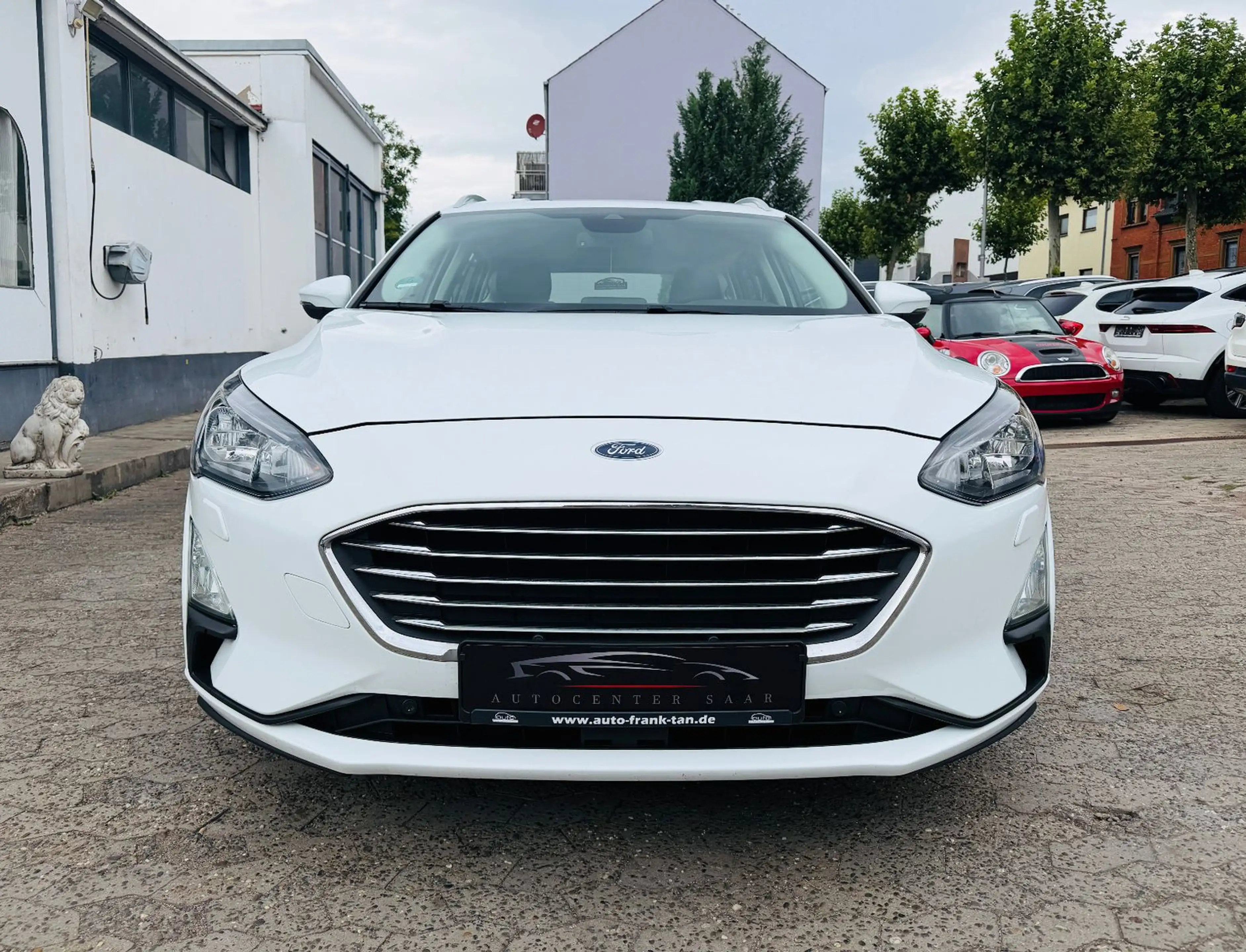 Ford Focus 1.5 TDCi Titanium Navi Tempomat SH PDC AHK — photo 2
