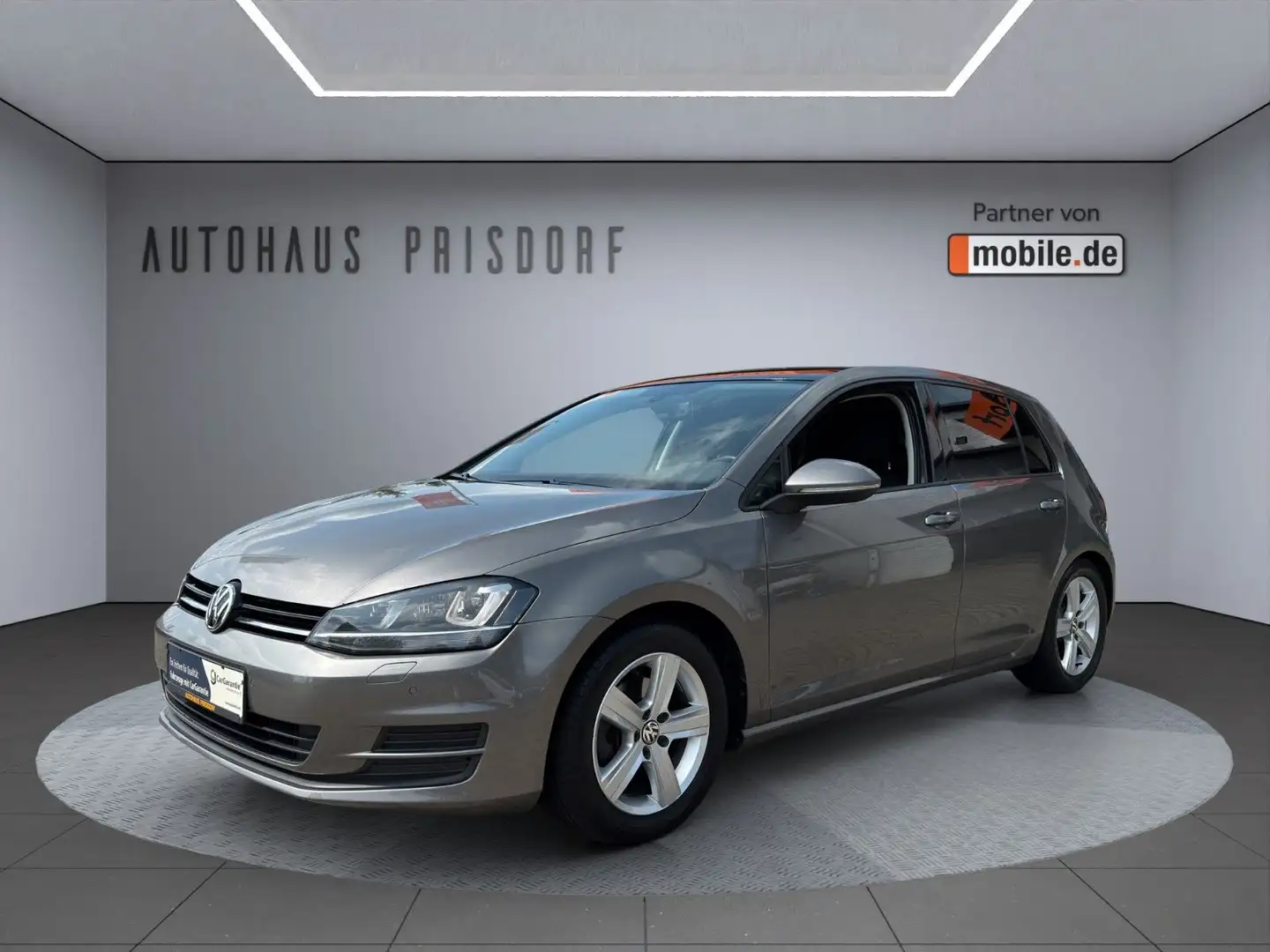 Volkswagen Golf VII Lim. Comfortline BMT DSG/Navi/Bi-Xenon Gris - 1