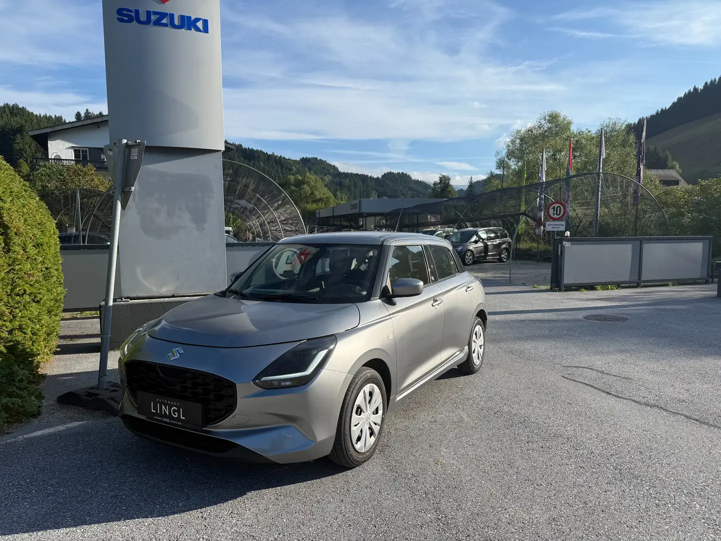 Suzuki Swift Swift 1,2 Hybrid Clear Argent - 1