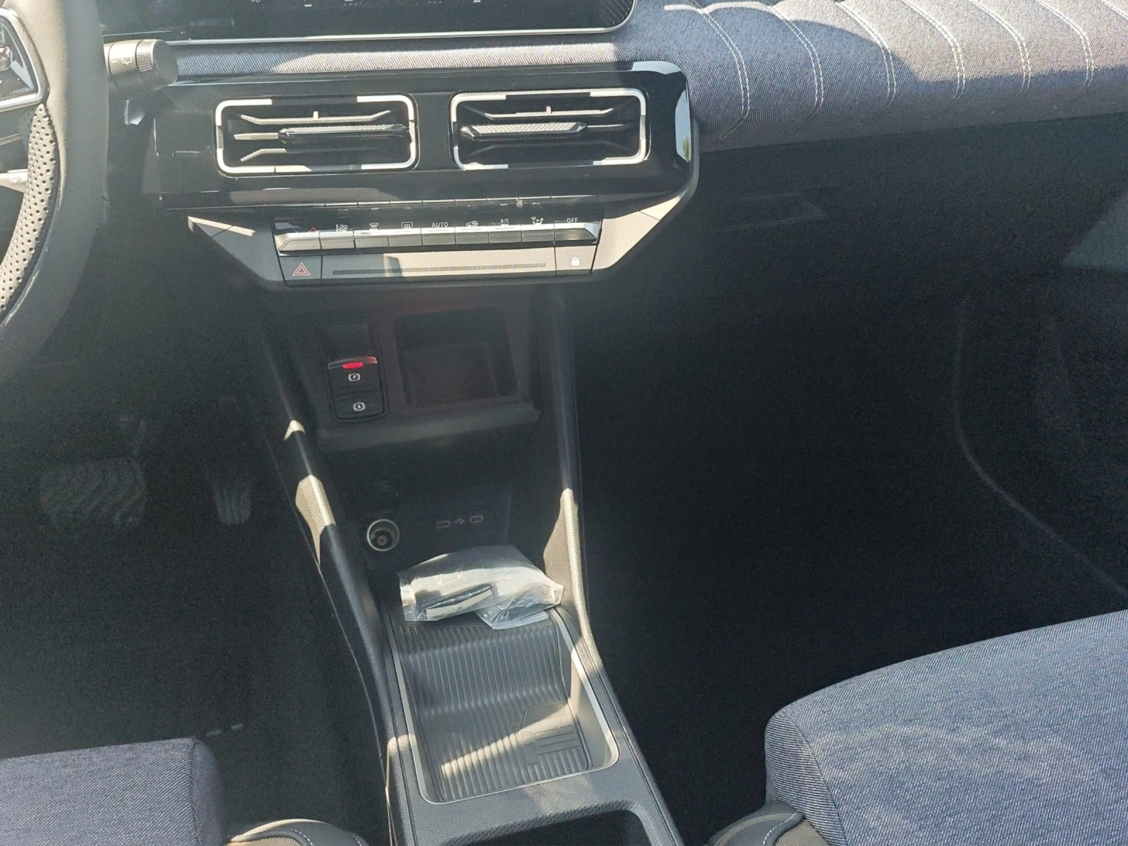 Renault R 5 E-Tech 150 PS 52kWh Comfort Range Techno — photo 13