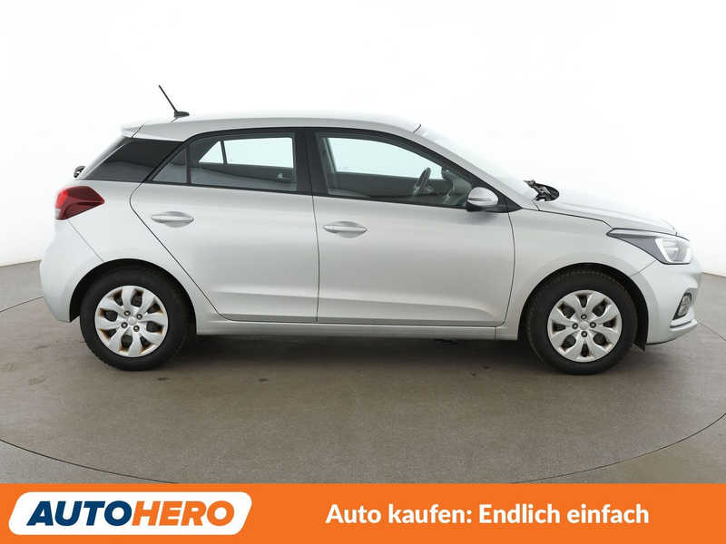 Hyundai i20 1.0 TGDI Style *TEMPO*PDC*SHZ*LHZ*CAM*KLIMA* — photo 7