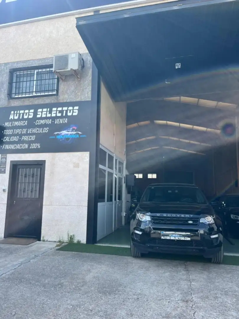 Land Rover Discovery Sport 2.0TD4 HSE Luxury 4x4 150 Negro - 2