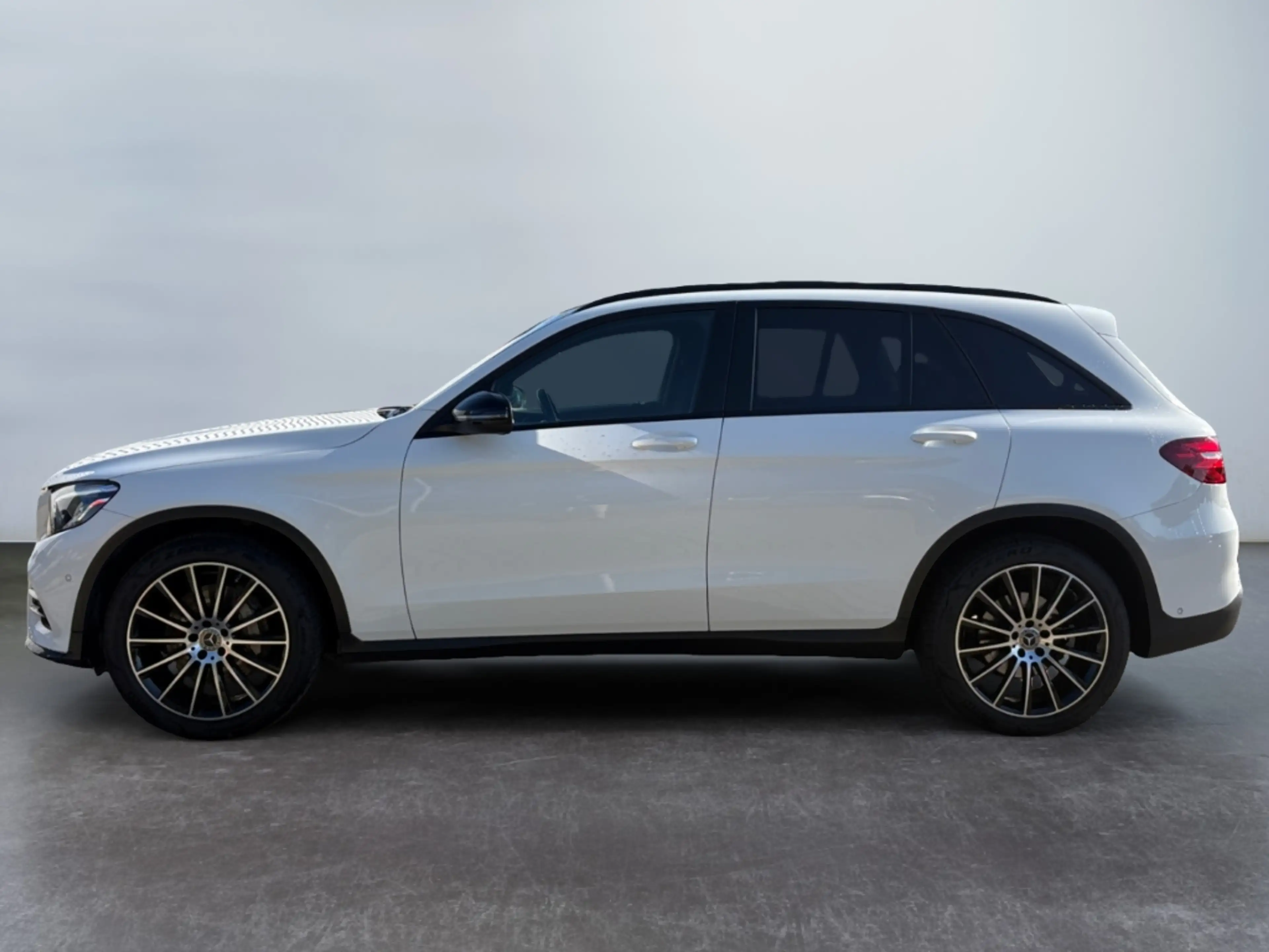 Mercedes-Benz GLC 250 4Matic Edition 1 — photo 5