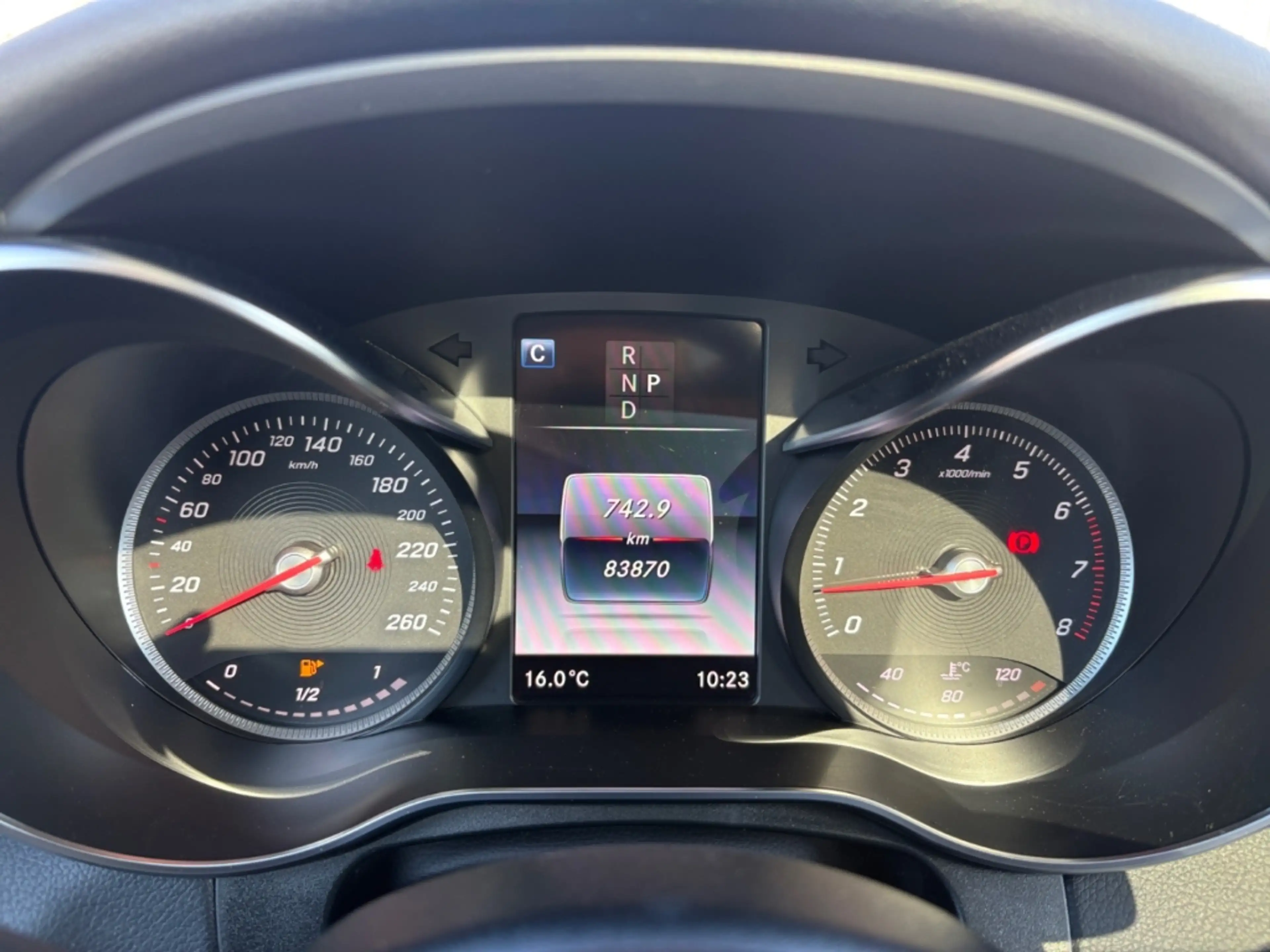 Mercedes-Benz GLC 250 4Matic Edition 1 — photo 14