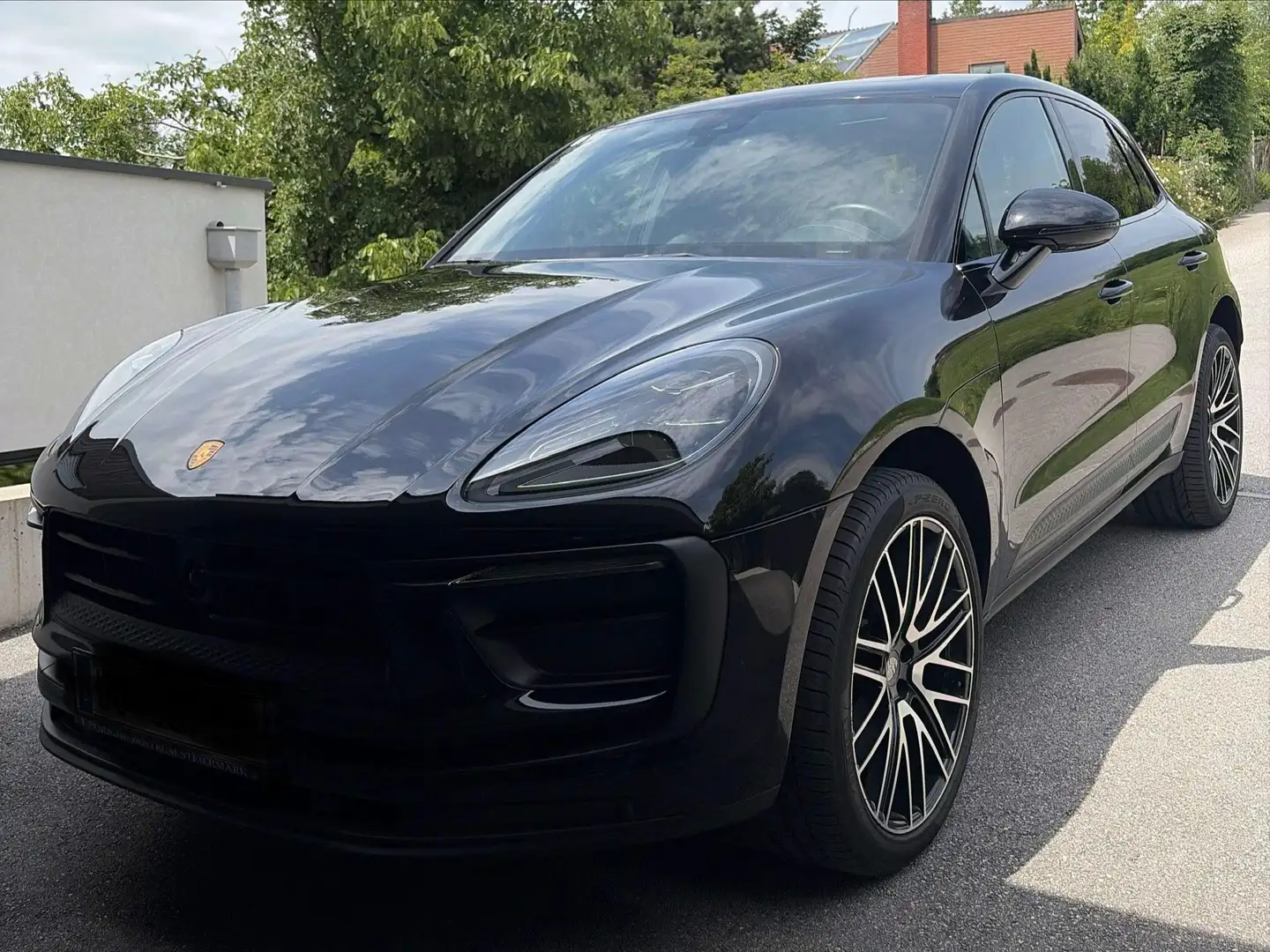 Porsche Macan Schwarz - 1