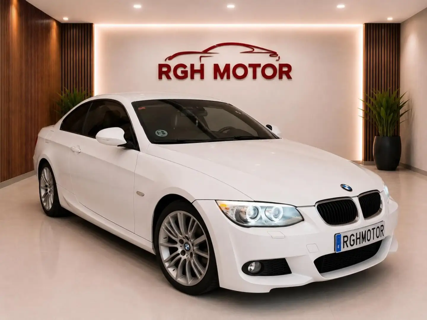 BMW 320 320d Cabrio Aut. Blanco - 2