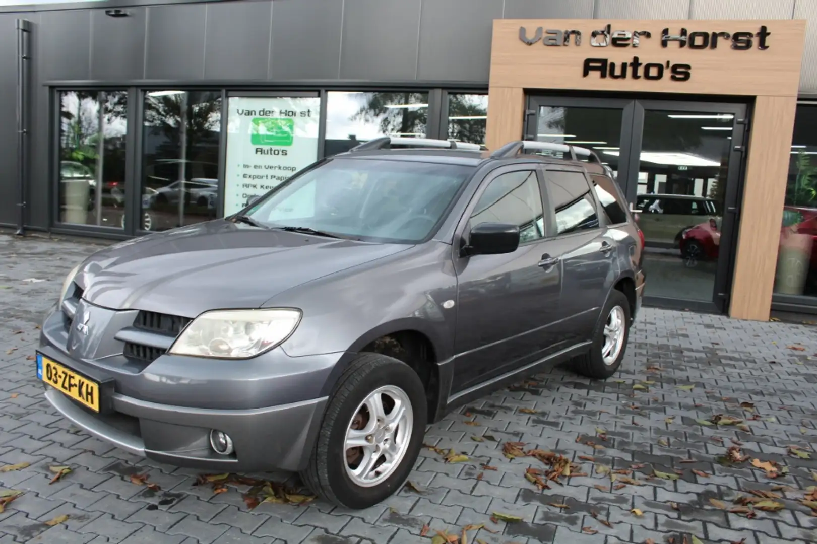 Mitsubishi Outlander Sport 2.0 Invite+ Grijs - 2