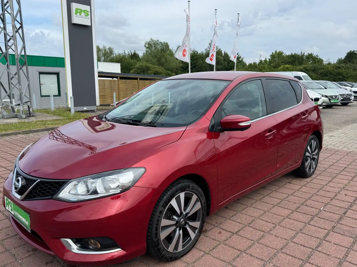 Nissan Pulsar 1.5dci N-Connecta Rood - 1
