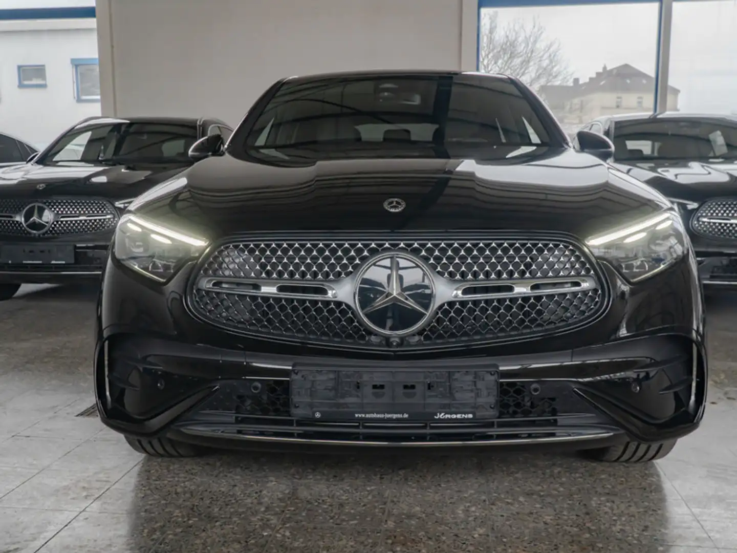 Mercedes-Benz GLC 200 4M Coupé AMG-Sport/360/Pano/AHK/Distr/20 Schwarz - 2