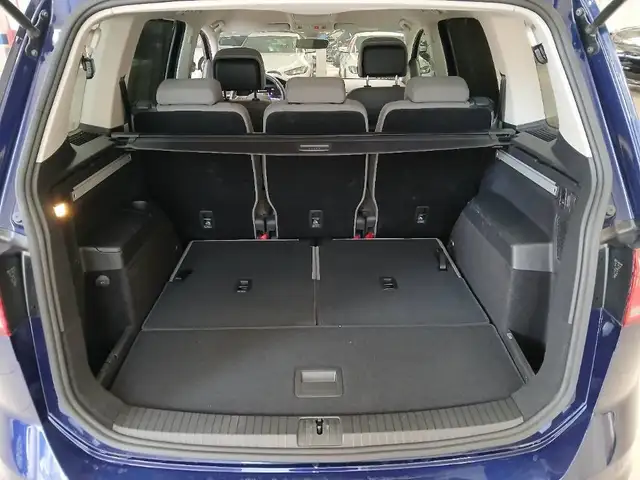 Volkswagen Touran view 7