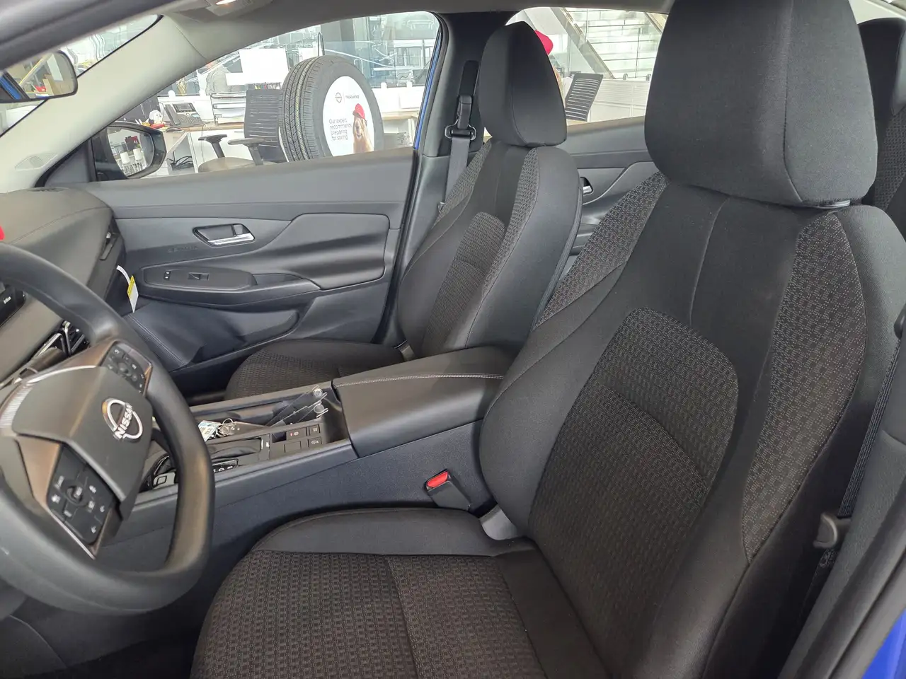 Nissan Sentra снимка Nissan Sentra