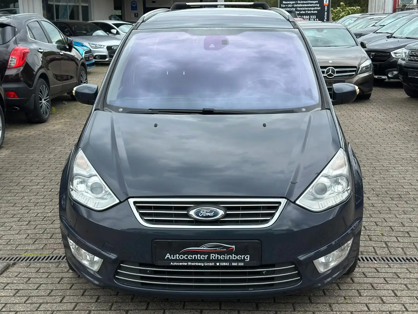 Ford Galaxy Titanium Automatik Navi 7 Sitzer Grijs - 2