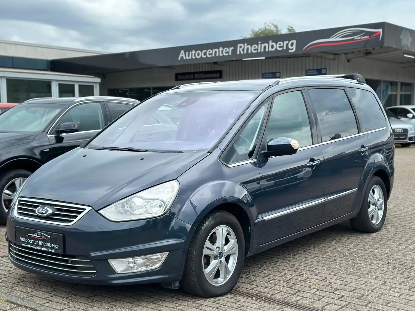 Ford Galaxy Titanium Automatik Navi 7 Sitzer Grijs - 1