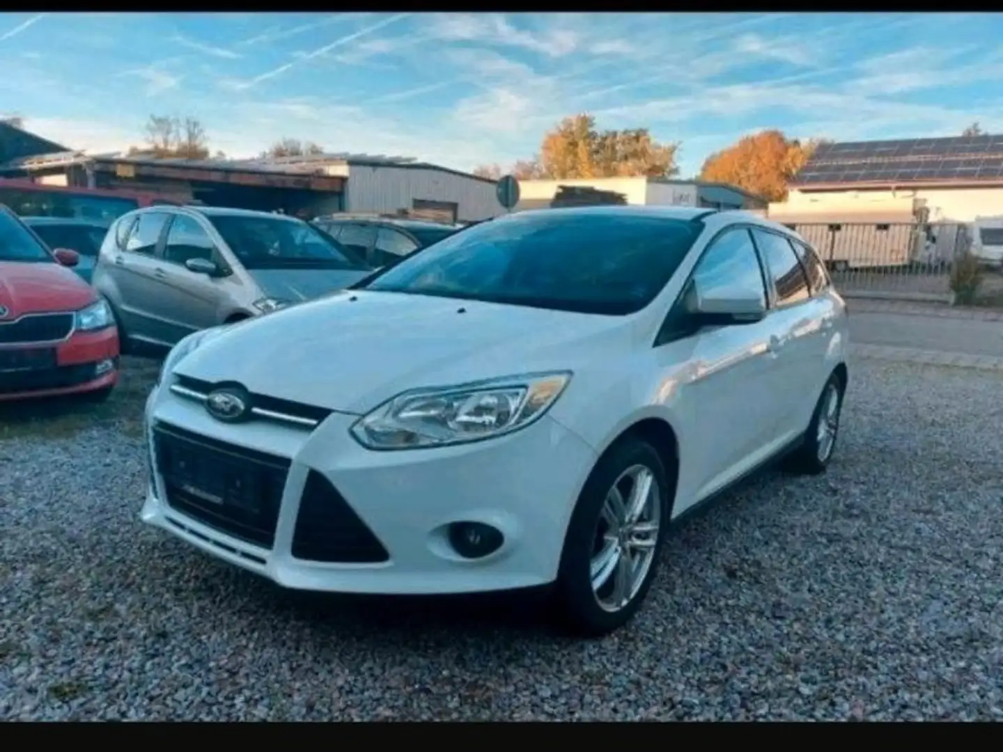 Ford Focus 1.0 EcoBoost Start-Stopp-System Trend Blanc - 1