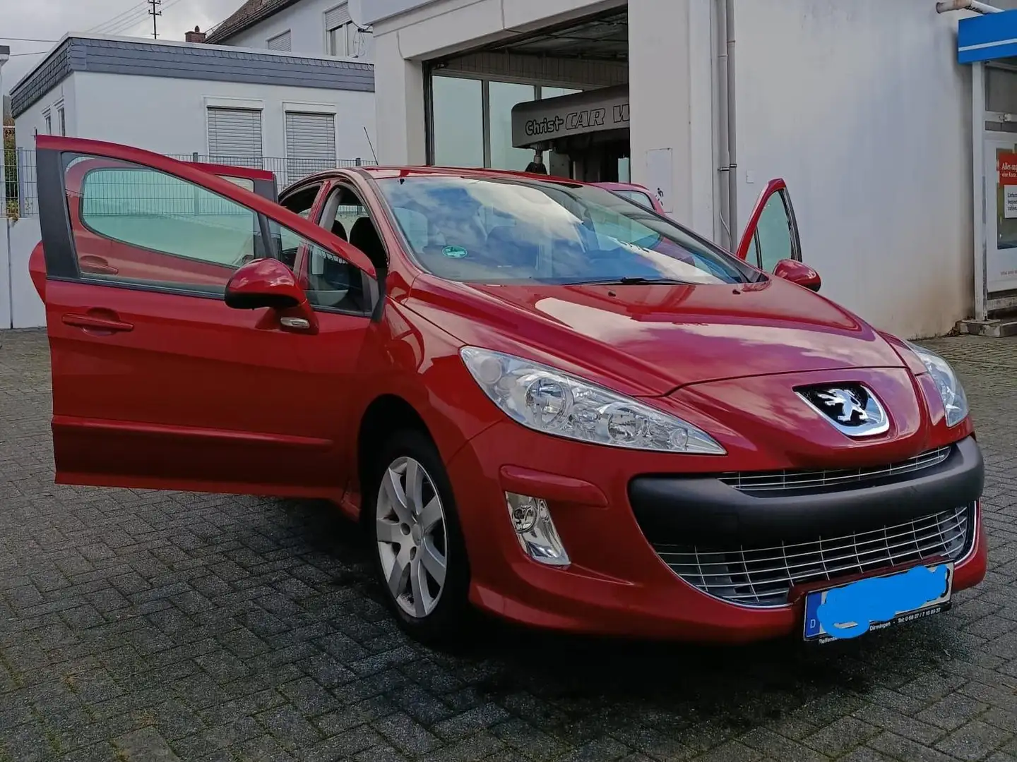 Peugeot 308 308 Diesel 5-Türer HDi FAP 110 Sport Červená - 1