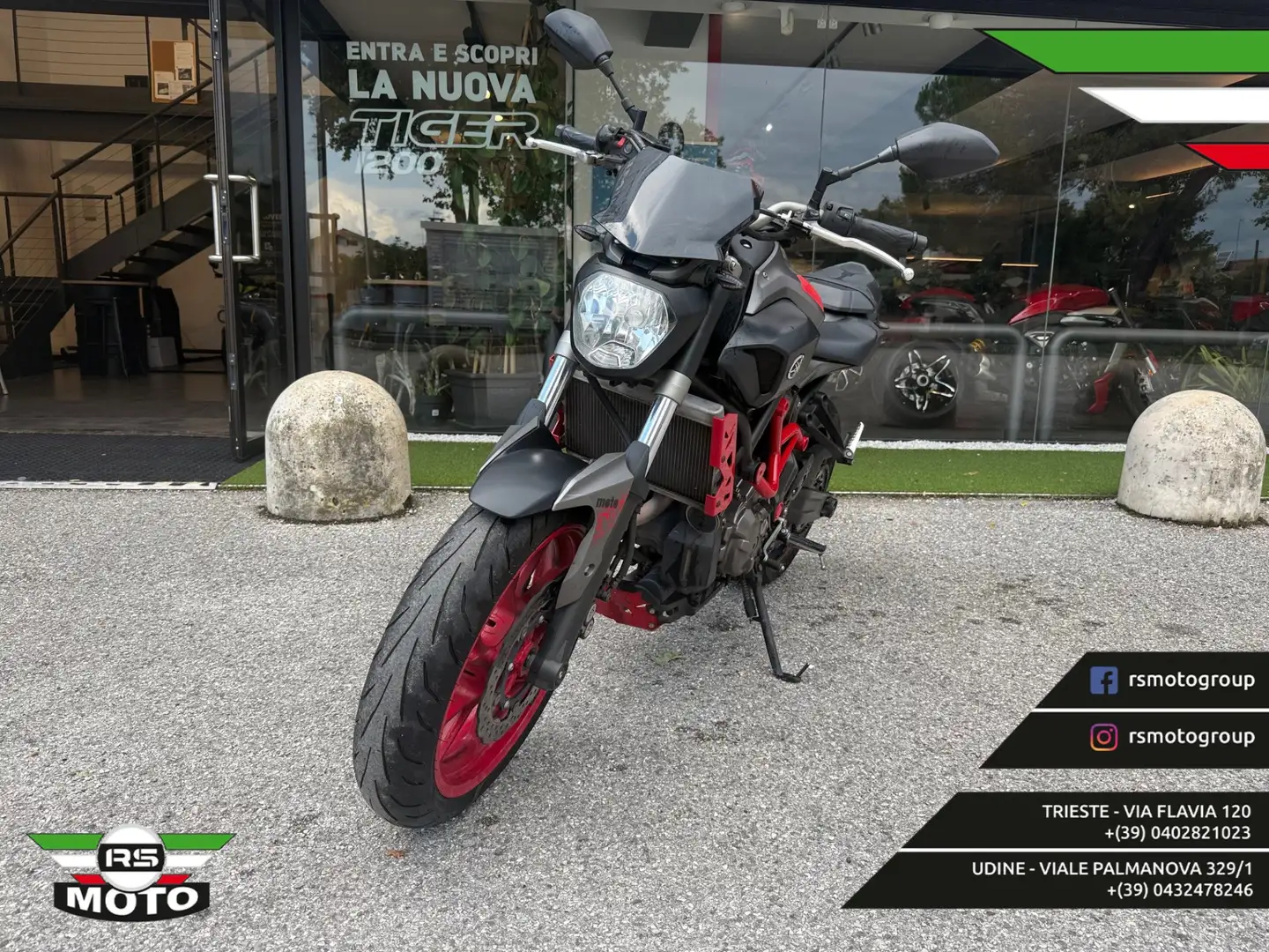 Yamaha MT-07 Grigio - 2