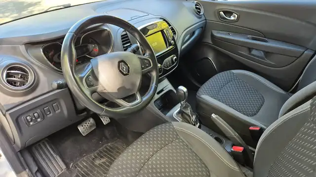 Renault Captur view 8