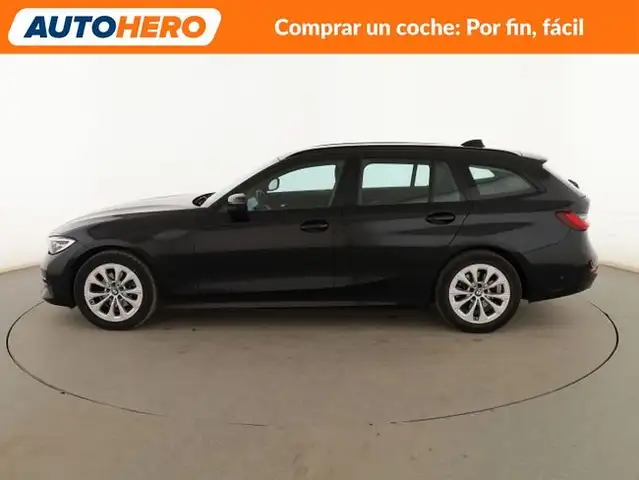 BMW 5 Series view 3