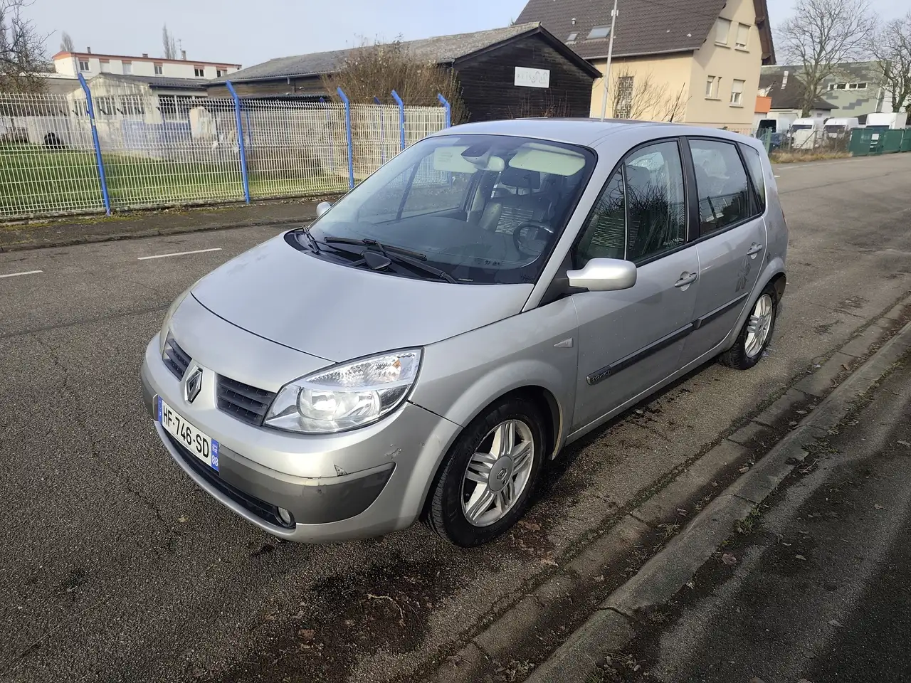 Renault Scenic 1.9 dCi 130 FAP PrivilÃ¨ge