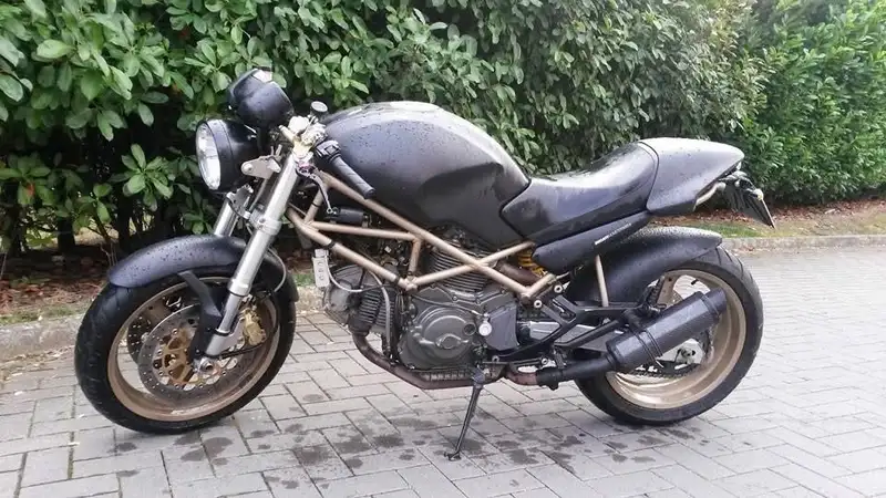 Ducati Monster 937 - foto 3
