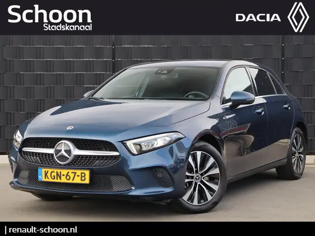 Mercedes-Benz A 250 e Premium PHEV | Cruise Control | Camera | Navigat