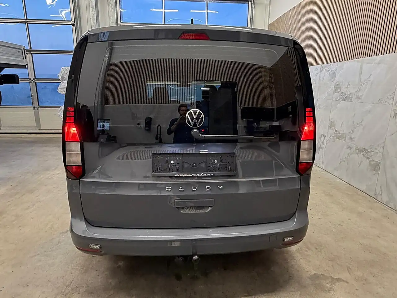 Volkswagen Caddy Maxi 2,0 TDI DSG ÖAMTC, Mwst ausweisbar, Finan... 9