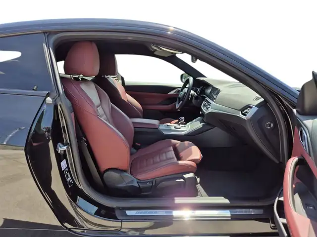 BMW 4 Series view 9