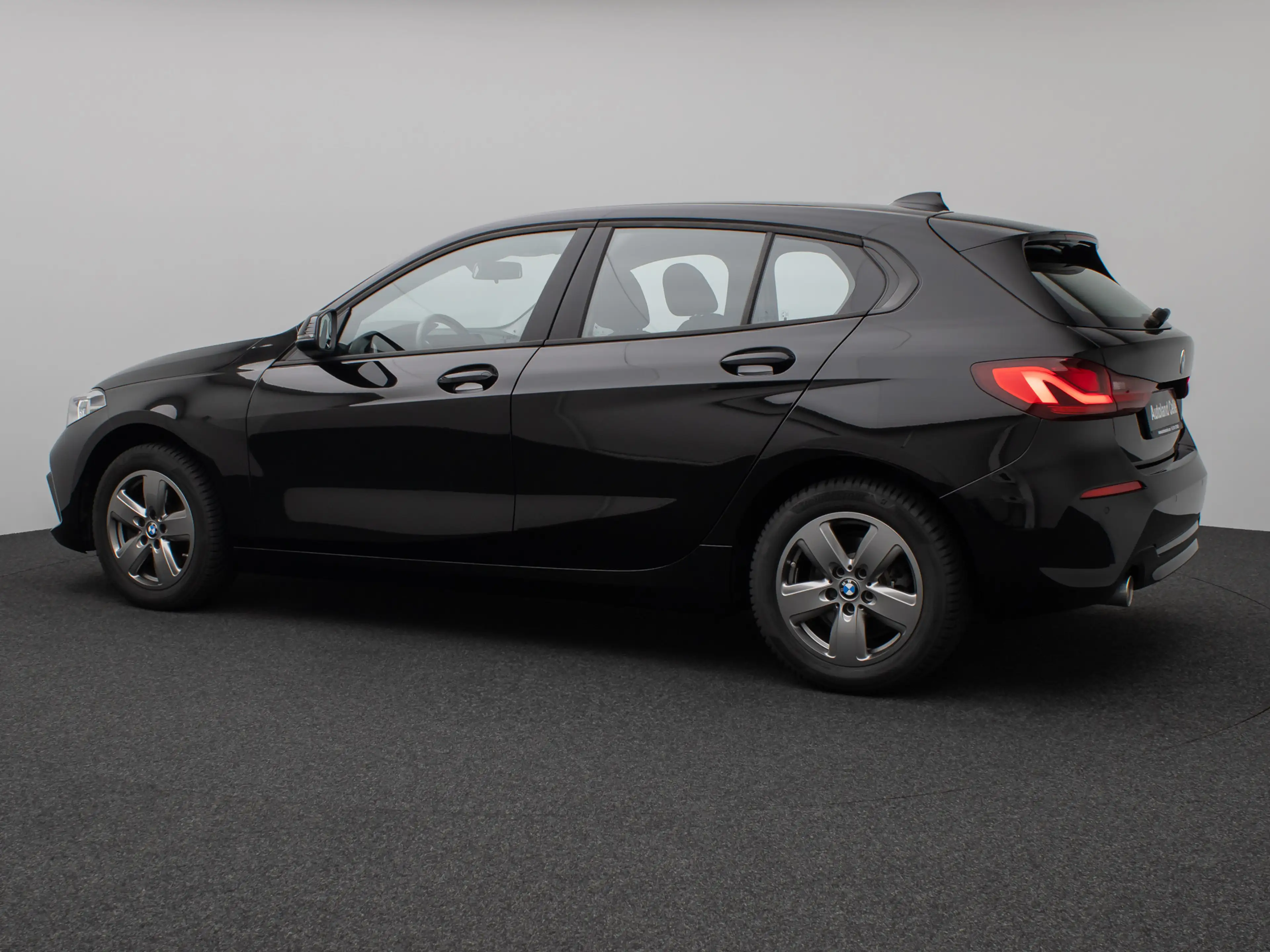 BMW 118 DAB CockPitPro Geschwindigkeitsreg PDC LED — photo 10
