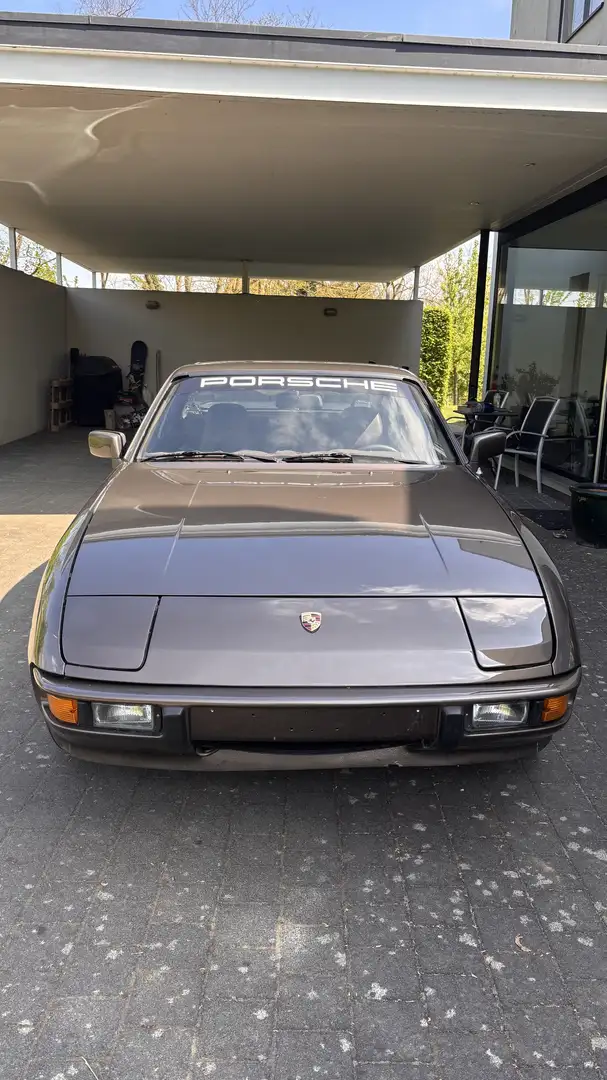 Porsche 924 - 1