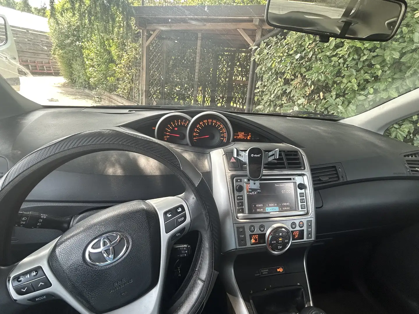 Toyota Verso 1.6 Sol c/CL,t.pan. 7p.ti mt - 2