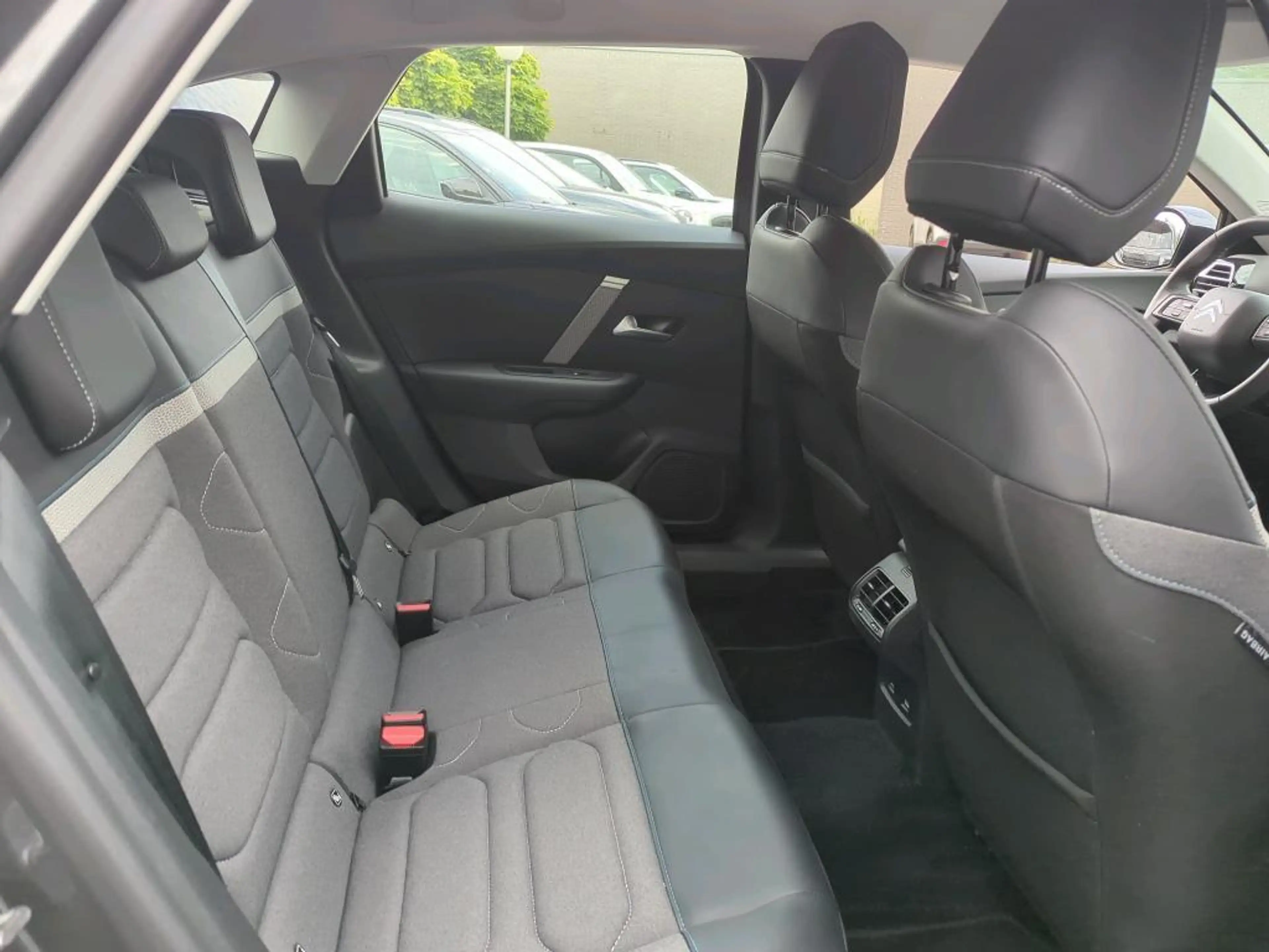Citroen E-C4 Electric You 50 kWh — photo 6