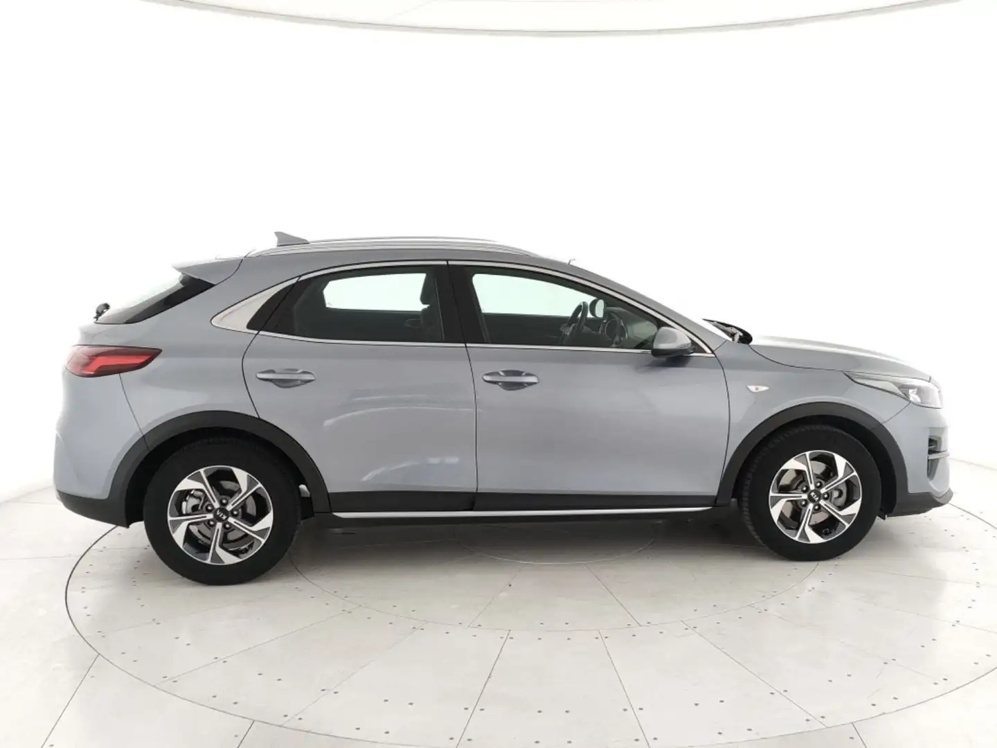 Kia XCeed 1.0 t-gdi Business Gpl 117cv Grau - 2