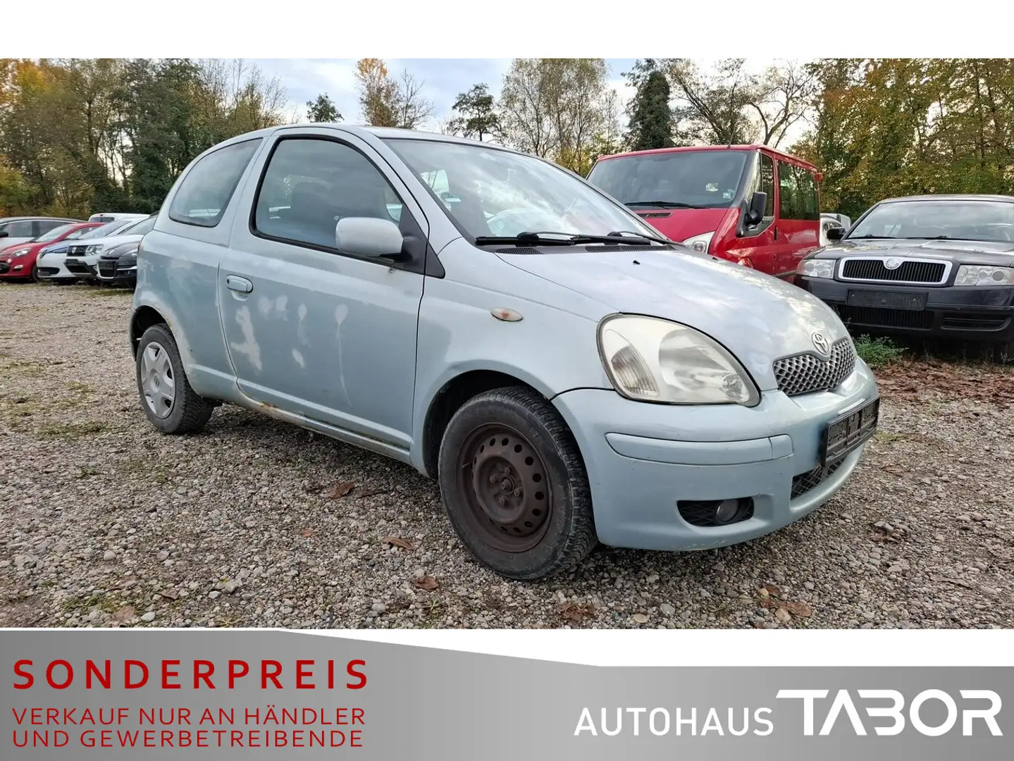 Toyota Yaris 1.0 Grau - 2