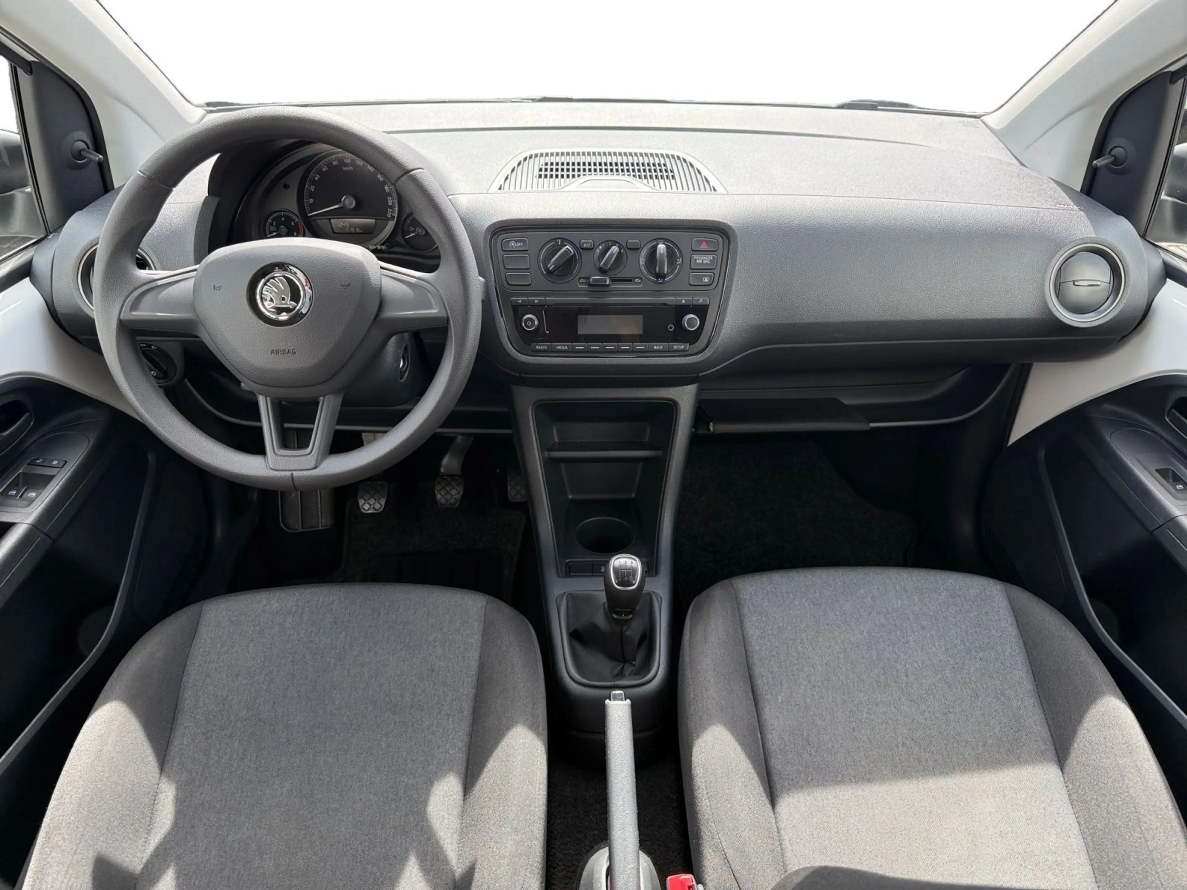 Skoda Citigo 1.0 Active — photo 12