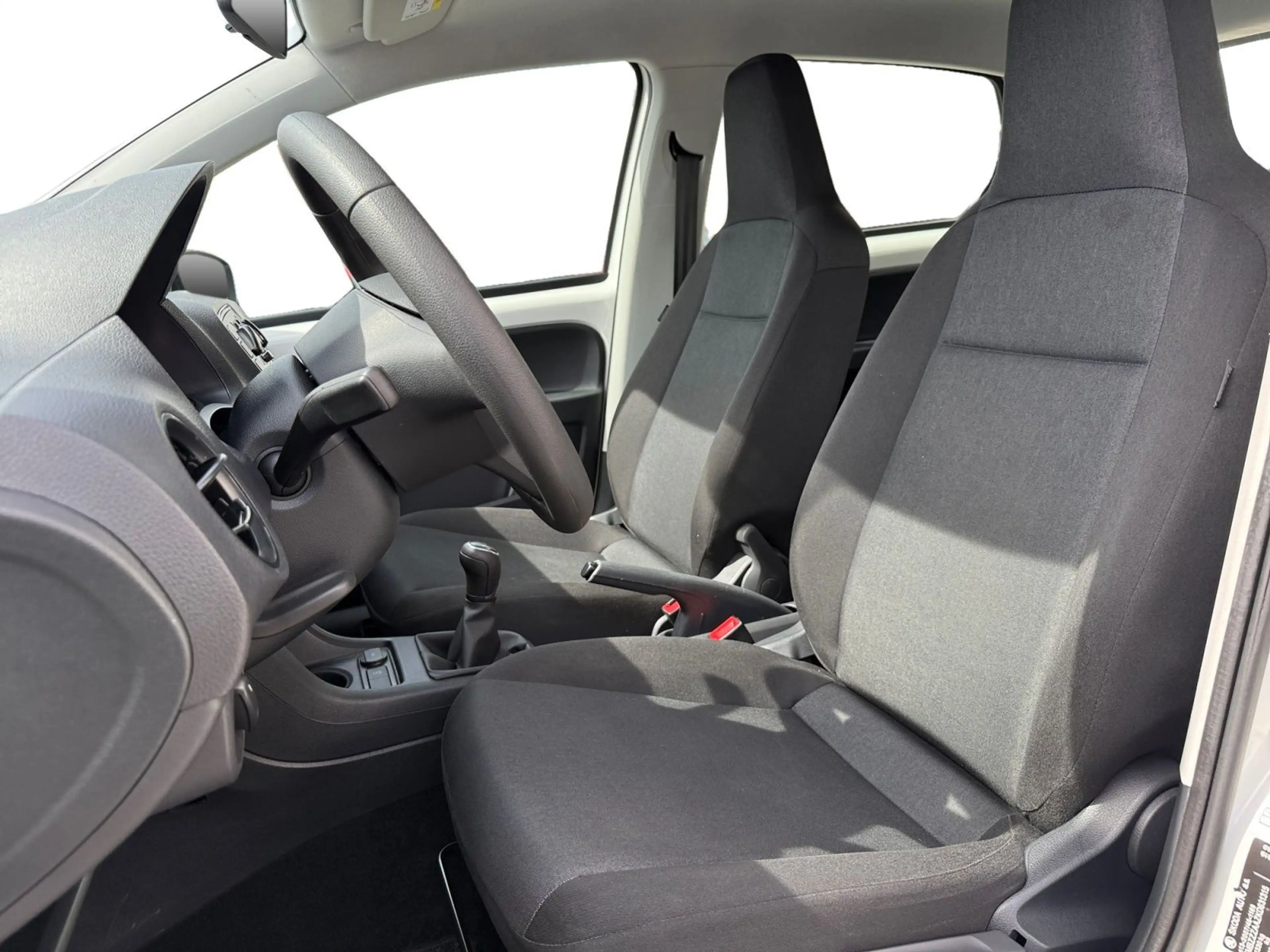 Skoda Citigo 1.0 Active — photo 10