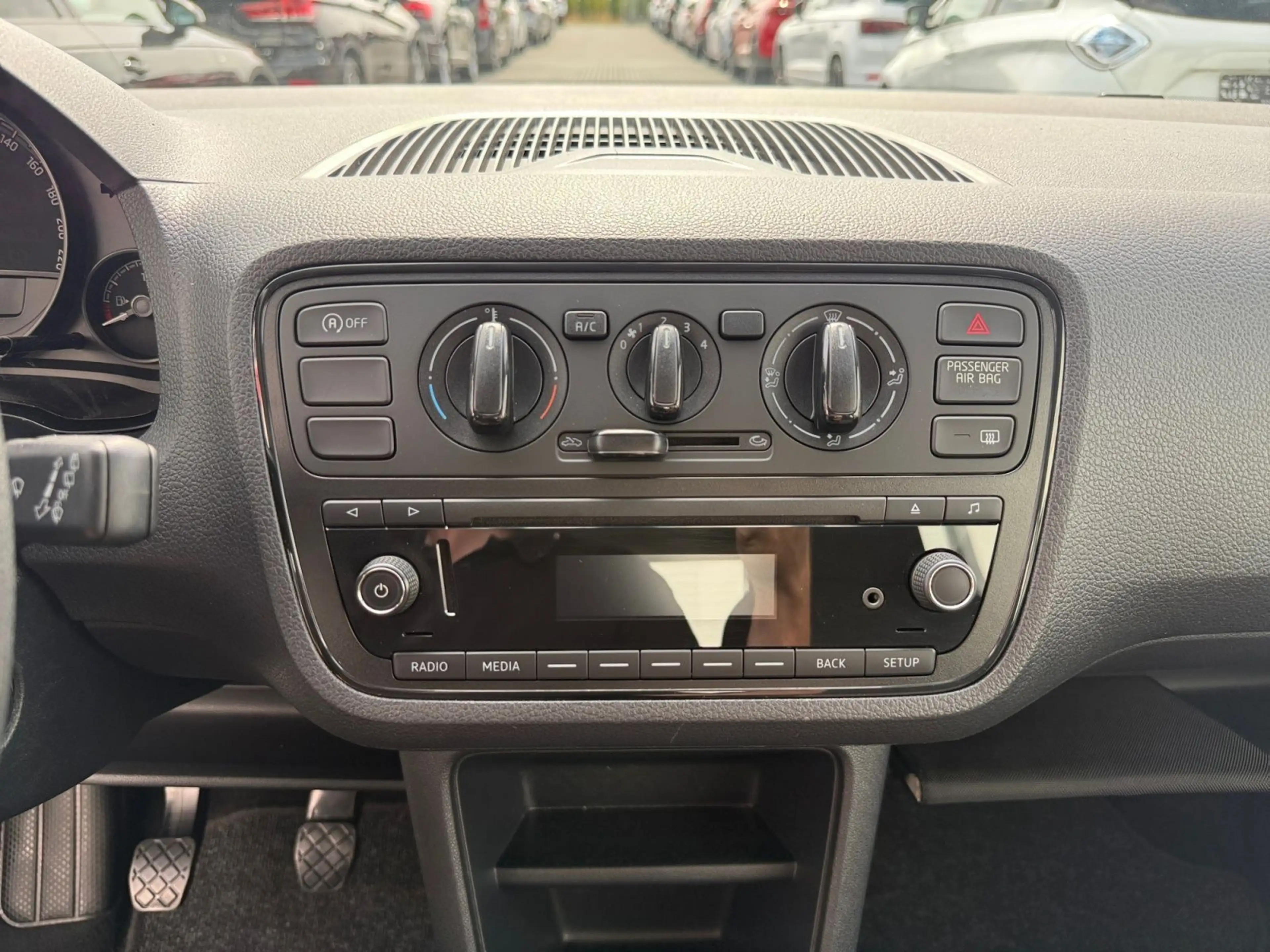 Skoda Citigo 1.0 Active — photo 15