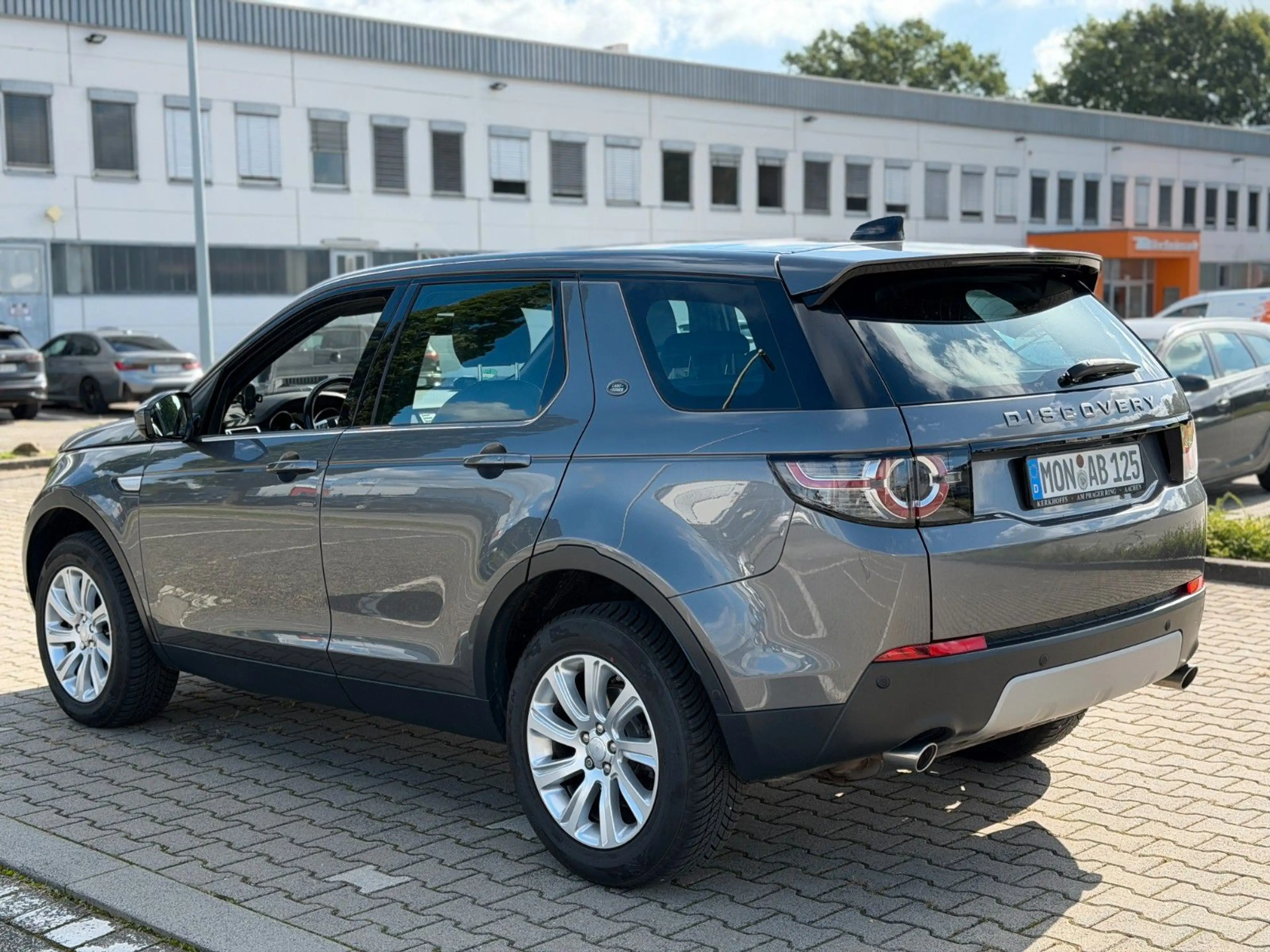 Land Rover Discovery Sport HSE *Leder*Panorama*360°*Keyless — photo 12